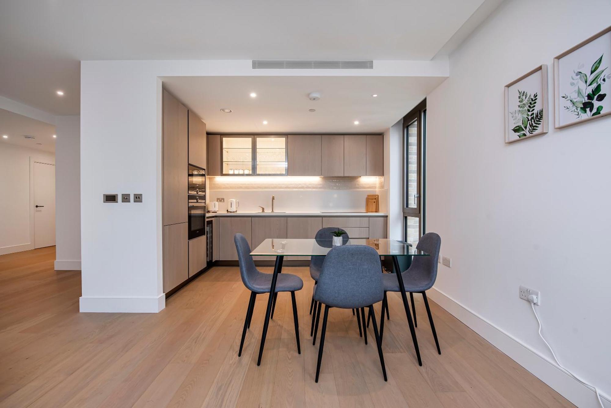 Lux And Large 2 Bed Battersea Power Station Appartamento
